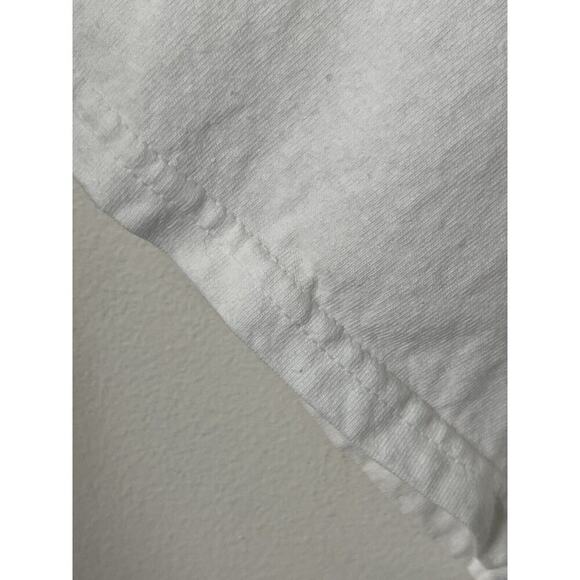 Liquid Blue Grateful Dead T Shirt Size XL White Pop Art Bertha 2018 Graphic Tee - Picture 4 of 8